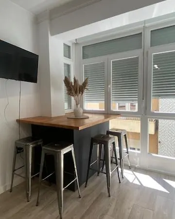 Apartment O Nido De David, Un Refuxio Urbano Na Ribeira Sacra *